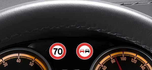 Système de reconnaissance des panneaux de signalisation  (TSR)