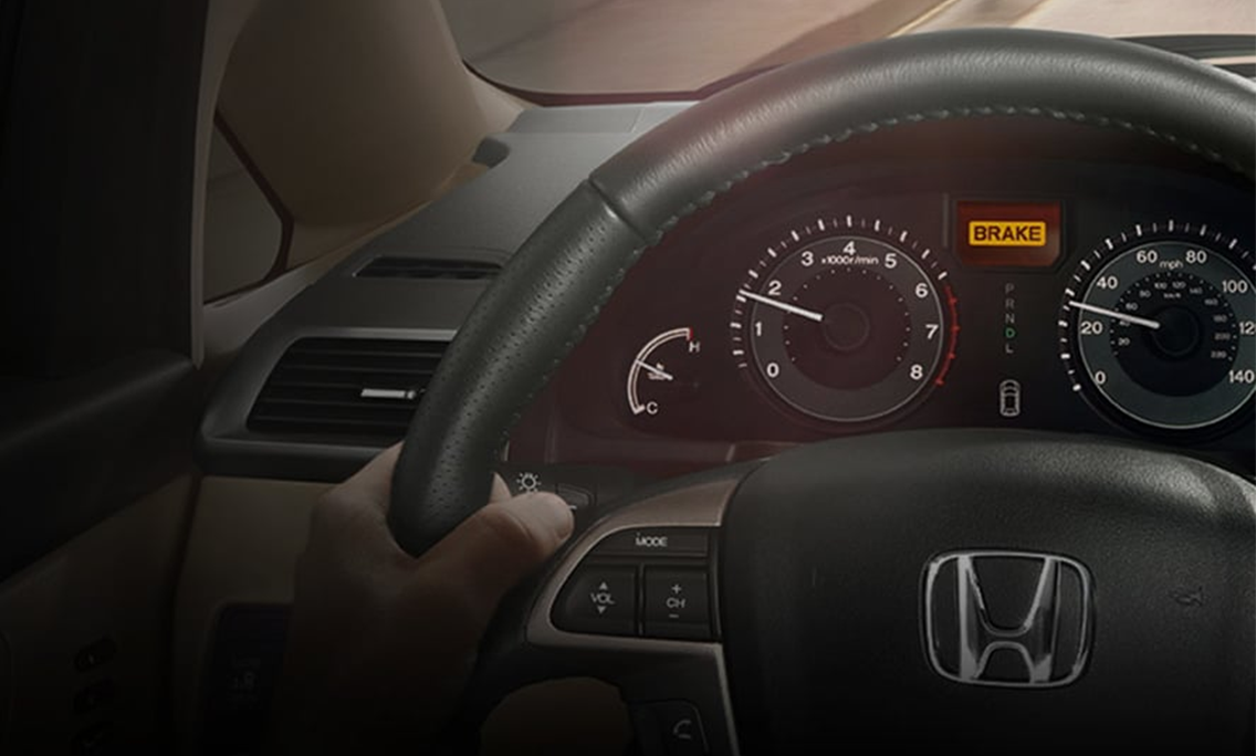 Système de prévention des collisions par freinage (CMBS)